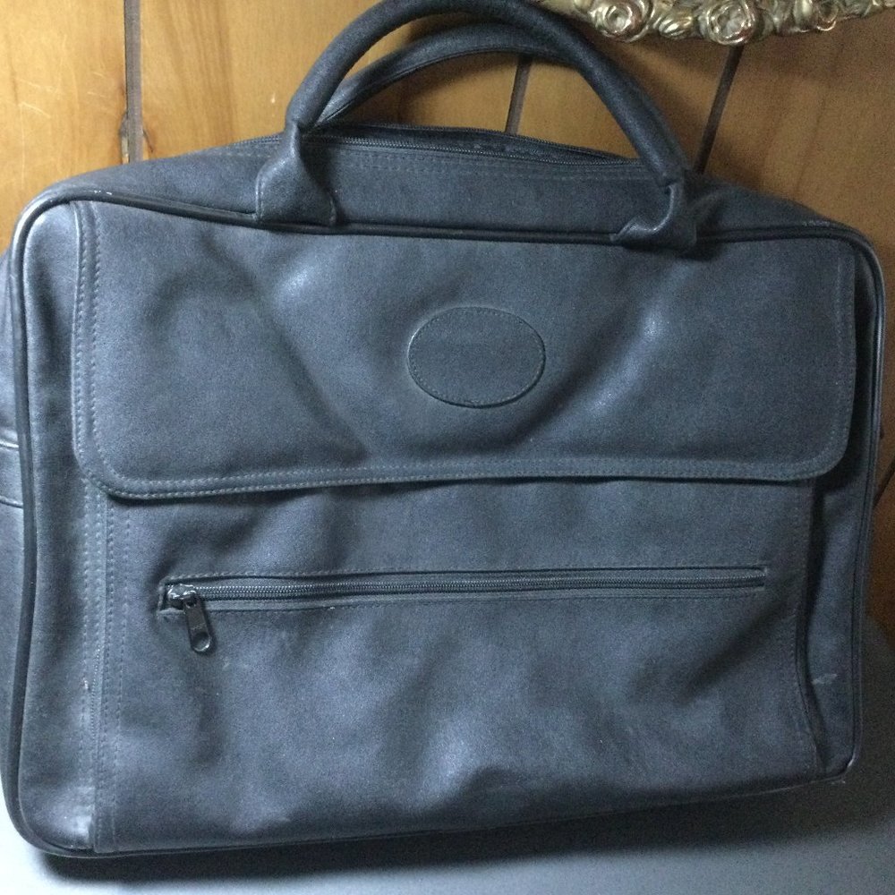 Synth Black Leather Bag 16x12x4 briefcase, laptop multi purpose vintage no marki